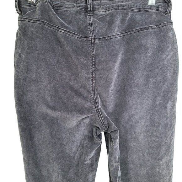 Free People Women's Fine Line Straight Leg Crop Jeans Charcoal Black Corduroy - Picture 6 of 9
